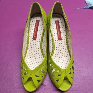 Herra Shoes in Celery Bait B.a.i.t. footwear